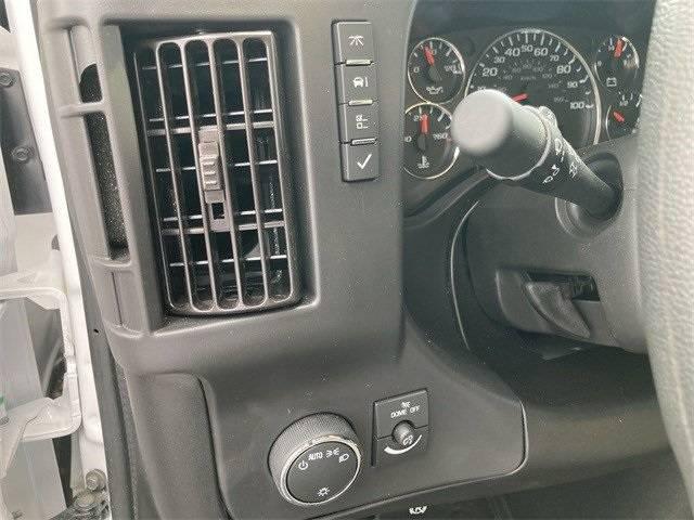 2025 GMC Savana Cutaway Work Van