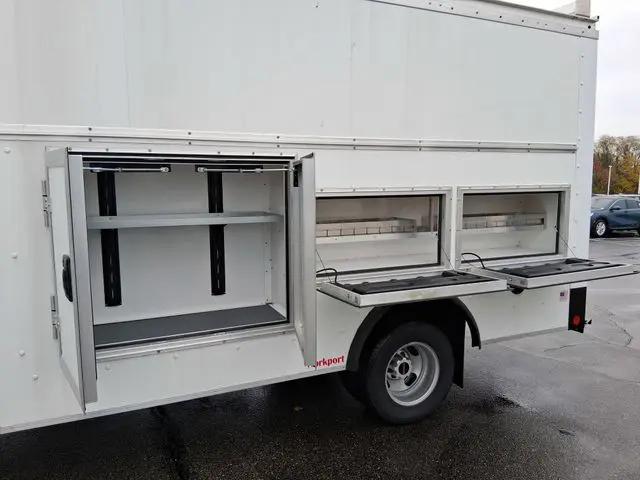 2025 GMC Savana Cutaway Work Van