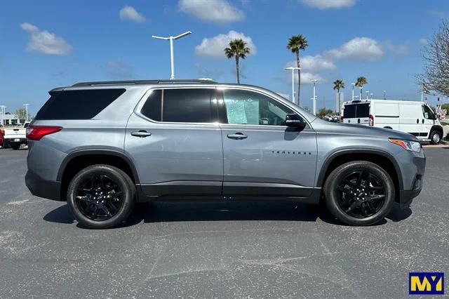 2021 Chevrolet Traverse FWD LT Leather