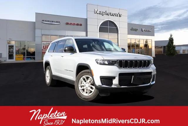 2023 Jeep Grand Cherokee L Laredo 4x4