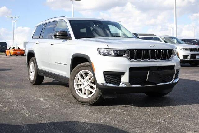 2023 Jeep Grand Cherokee L Laredo 4x4