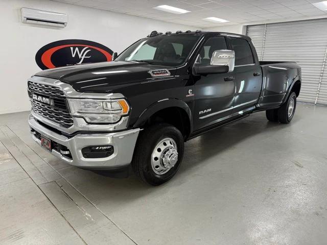 2024 RAM 3500 Limited Crew Cab 4x4 8 Box
