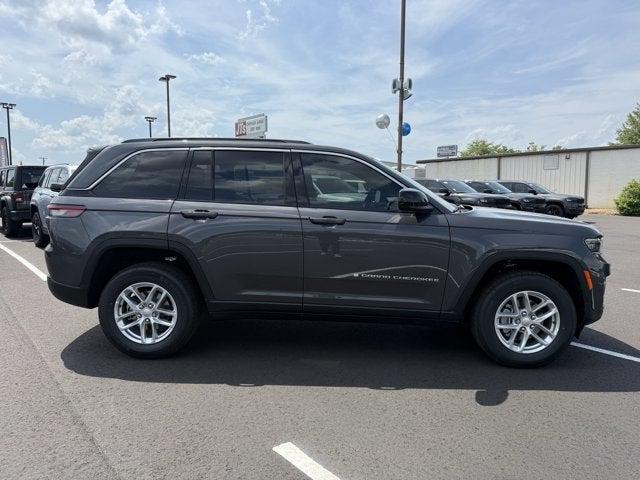 2025 Jeep Grand Cherokee GRAND CHEROKEE LAREDO X 4X2