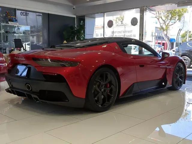 2022 Maserati C20 Standard