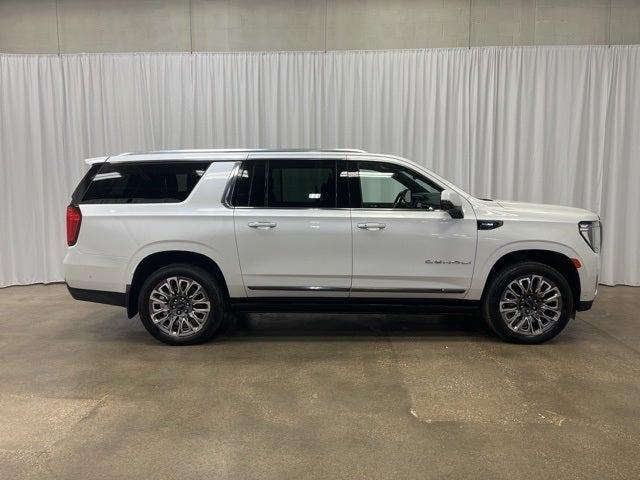 2023 GMC Yukon XL 4WD Denali Ultimate