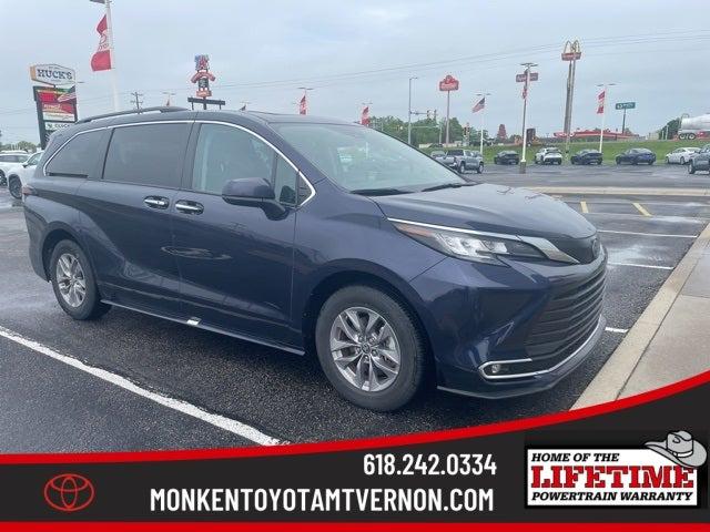 2023 Toyota Sienna XLE