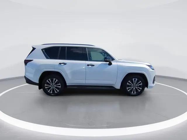 2024 Lexus LX Premium