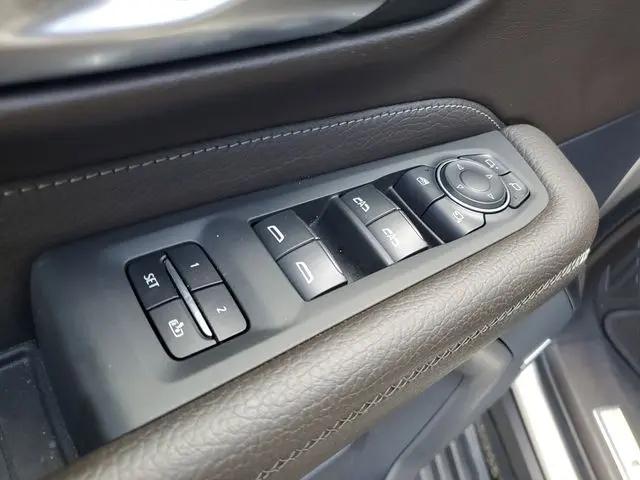 2022 GMC Yukon 2WD Denali