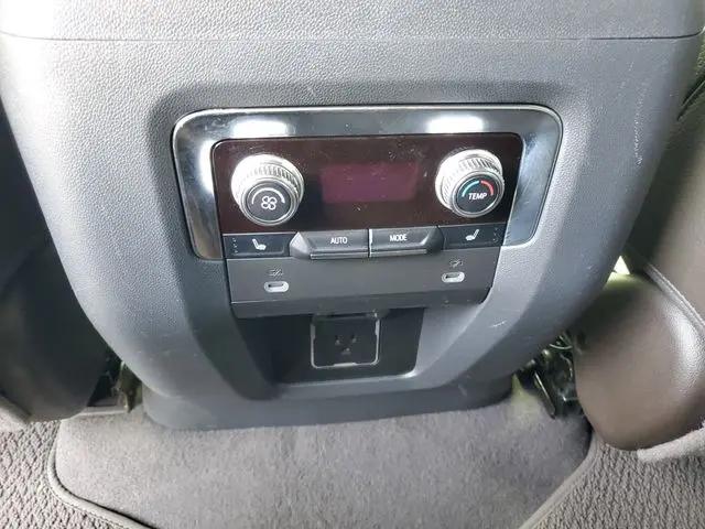 2022 GMC Yukon 2WD Denali