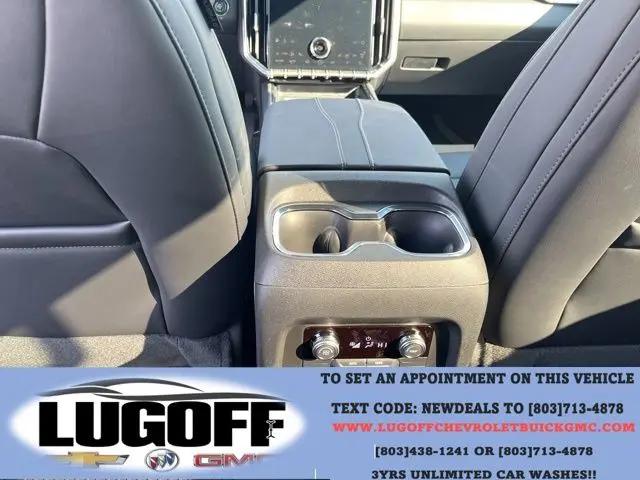 2025 GMC Acadia FWD Elevation