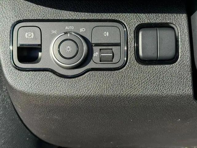 2025 Mercedes-Benz Sprinter 2500 High Roof 4-Cyl Diesel HO