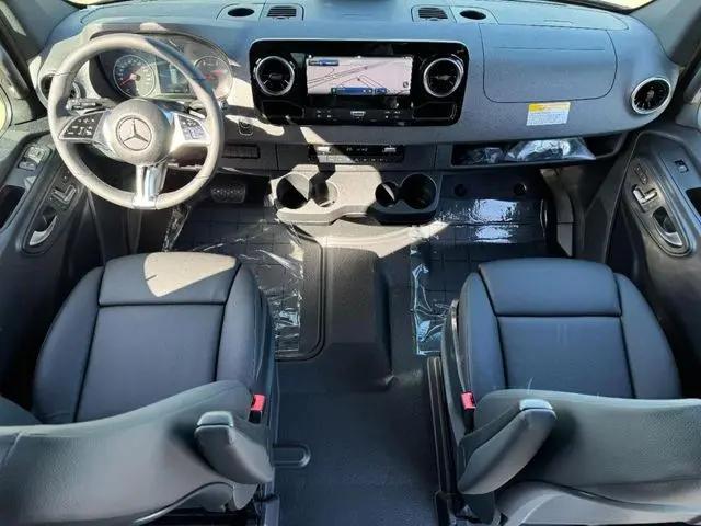 2025 Mercedes-Benz Sprinter 2500 Standard Roof 4-Cyl Diesel HO