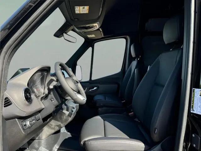 2025 Mercedes-Benz Sprinter 2500 Standard Roof 4-Cyl Diesel HO