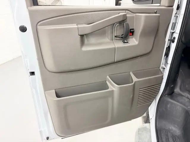 2023 Chevrolet Express Cargo Van RWD 2500 Regular Wheelbase WT