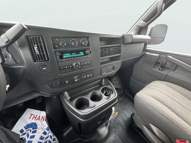 2025 GMC Savana Cargo RWD 2500 Regular Wheelbase Work Van