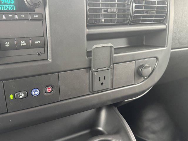 2025 GMC Savana Cargo RWD 2500 Regular Wheelbase Work Van
