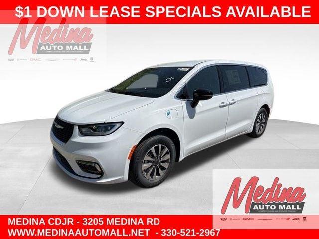 2025 Chrysler Pacifica Hybrid PACIFICA PLUG-IN HYBRID SELECT