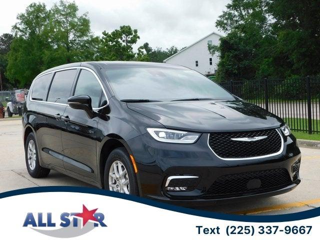 2025 Chrysler Pacifica PACIFICA SELECT
