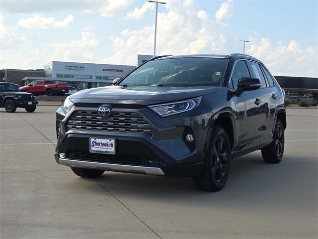 2020 Toyota RAV4 Hybrid XSE