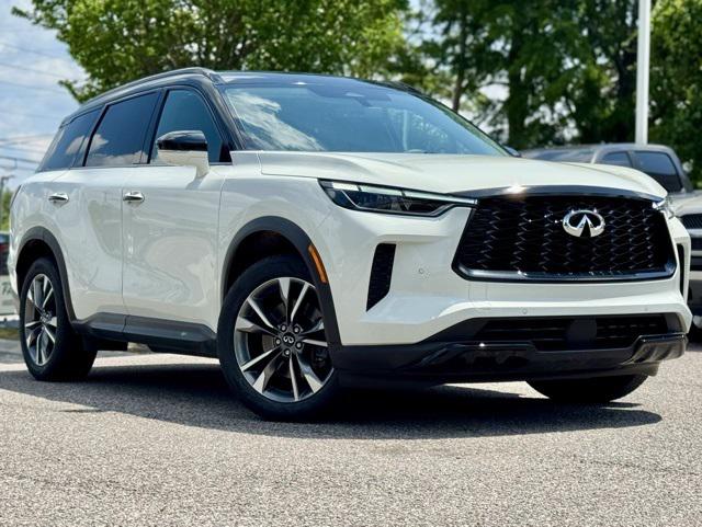 2023 INFINITI QX60 LUXE AWD