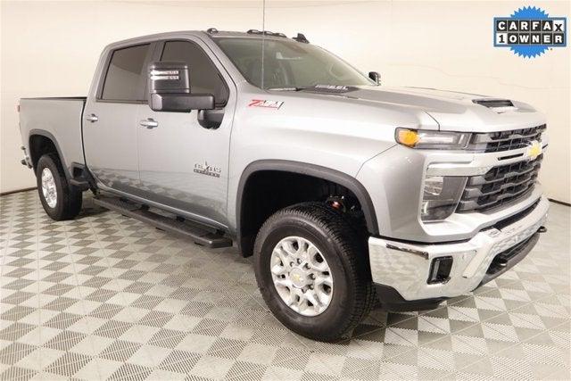 2025 Chevrolet Silverado 2500HD 4WD Crew Cab Standard Bed LT