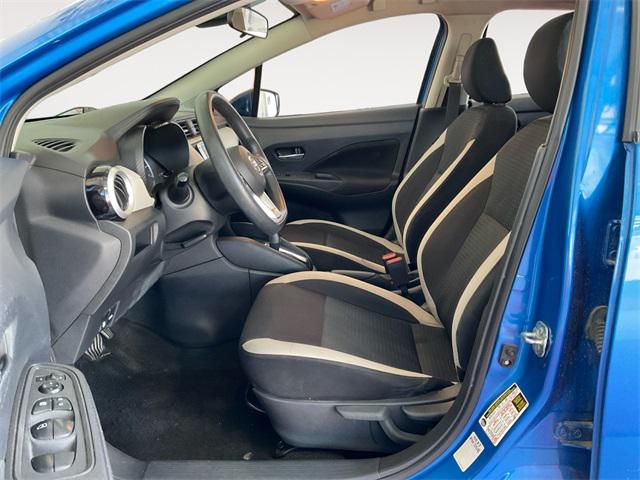 2021 Nissan Versa SV Xtronic CVT