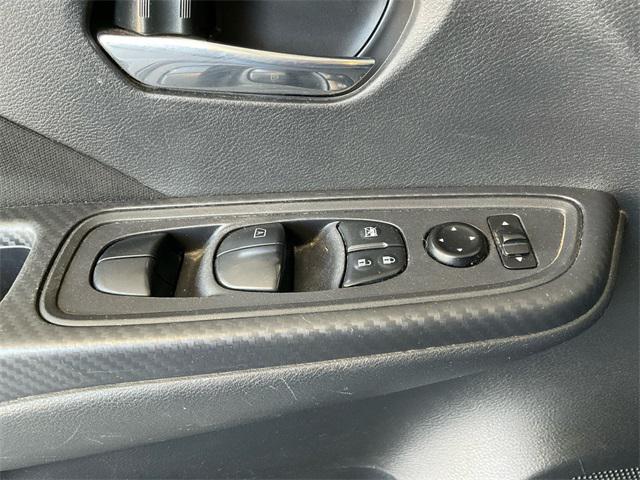 2021 Nissan Versa SV Xtronic CVT
