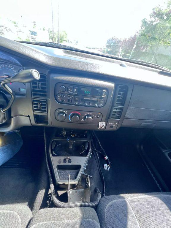 2001 Dodge Dakota Sport