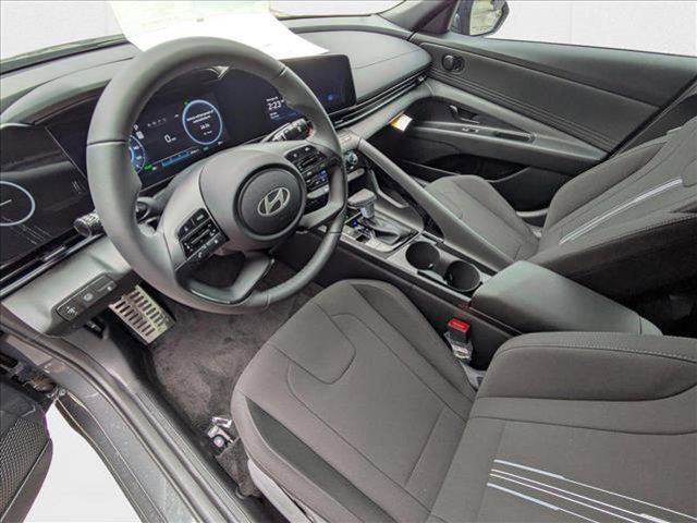 2025 Hyundai Elantra Hybrid SEL Sport