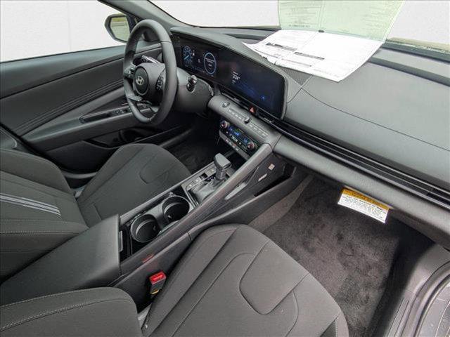 2025 Hyundai Elantra Hybrid SEL Sport