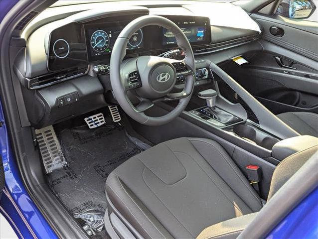2025 Hyundai Elantra Hybrid SEL Sport