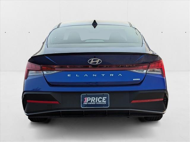 2025 Hyundai Elantra Hybrid SEL Sport