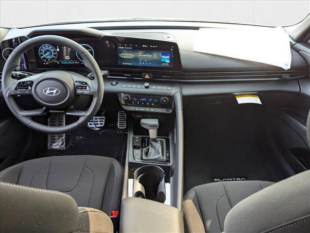 2025 Hyundai Elantra Hybrid SEL Sport