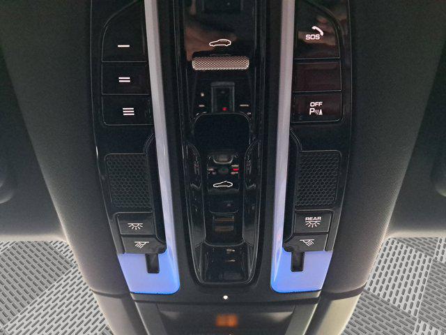 2021 Porsche Cayenne Base