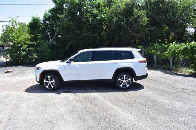 2025 Jeep Grand Cherokee GRAND CHEROKEE L LIMITED 4X2