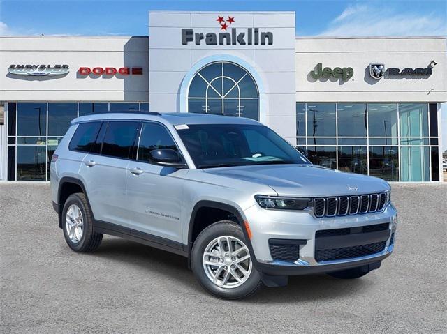 2025 Jeep Grand Cherokee GRAND CHEROKEE L LAREDO X 4X4