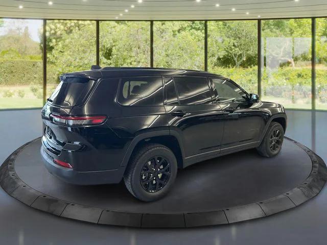 2025 Jeep Grand Cherokee GRAND CHEROKEE L ALTITUDE 4X4