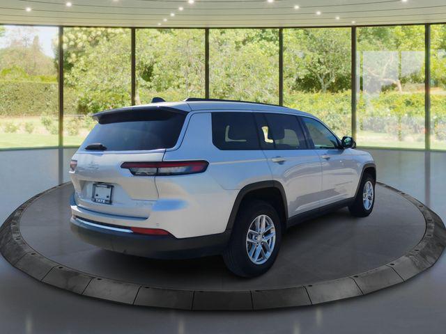 2025 Jeep Grand Cherokee GRAND CHEROKEE L LAREDO X 4X4