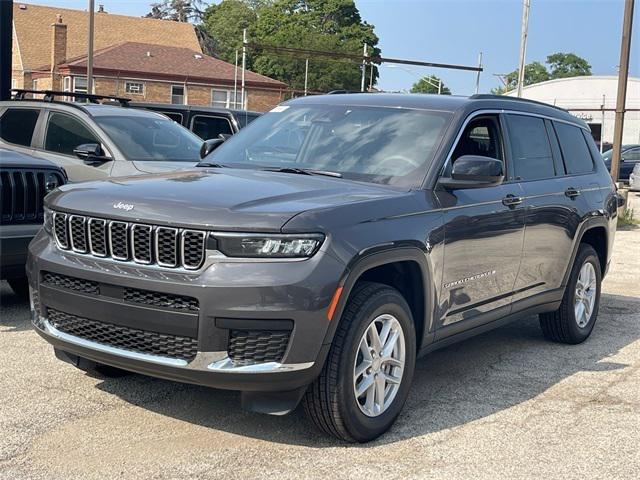 2025 Jeep Grand Cherokee GRAND CHEROKEE L LAREDO 4X4