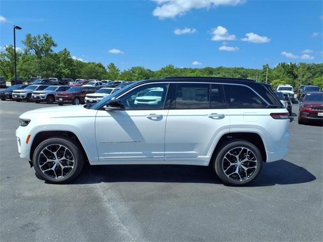 2025 Jeep Grand Cherokee GRAND CHEROKEE SUMMIT RESERVE 4X4