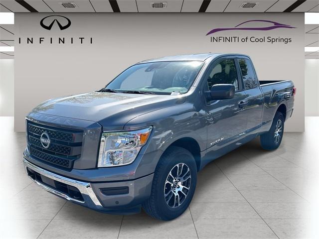 2024 Nissan TITAN Crew Cab SV 4x4