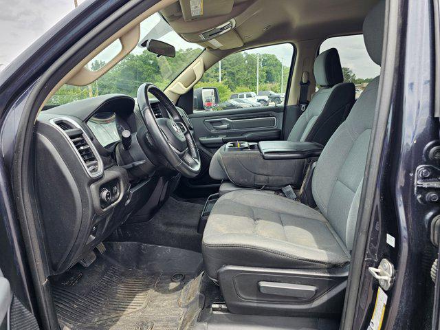 2020 Ram 1500 Big Horn Crew Cab 4x4 5'7" Box