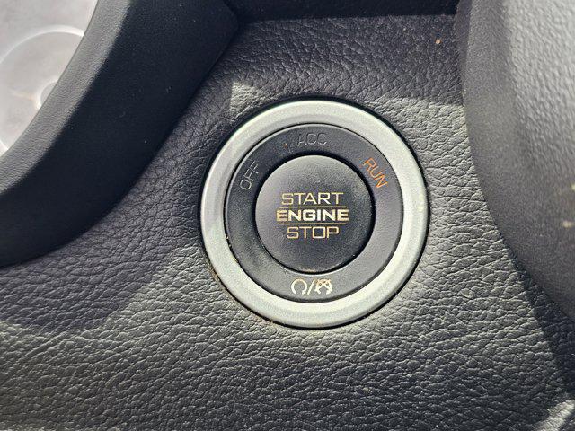 2020 Ram 1500 Big Horn Crew Cab 4x4 5'7" Box