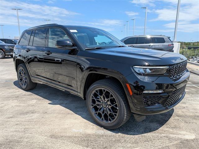2025 Jeep Grand Cherokee GRAND CHEROKEE SUMMIT RESERVE 4X4