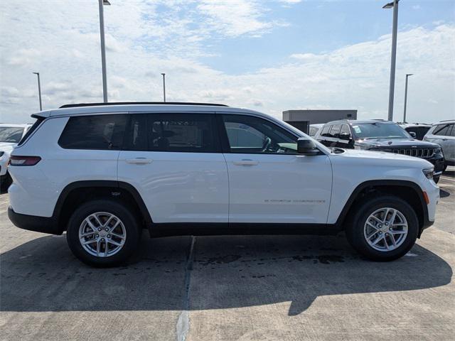 2025 Jeep Grand Cherokee GRAND CHEROKEE L LAREDO X 4X2