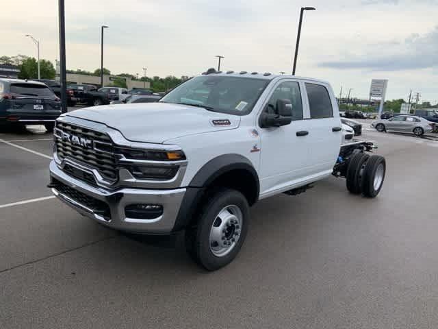 2025 RAM Ram 5500 Chassis Cab RAM 5500 TRADESMAN CHASSIS CREW CAB 4X4 60 CA
