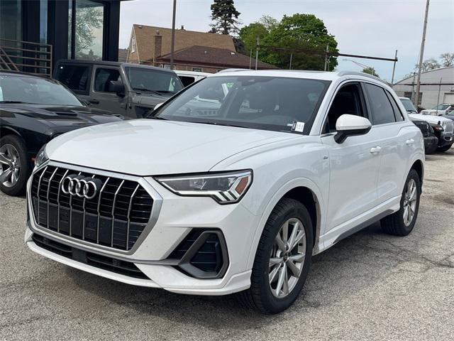 2023 Audi Q3 S line Premium