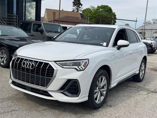 2023 Audi Q3 S line Premium