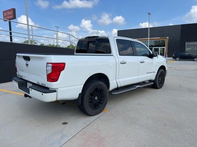 2019 Nissan TITAN SL