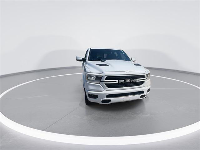 2019 RAM 1500 Laramie Crew Cab 4x4 57 Box
